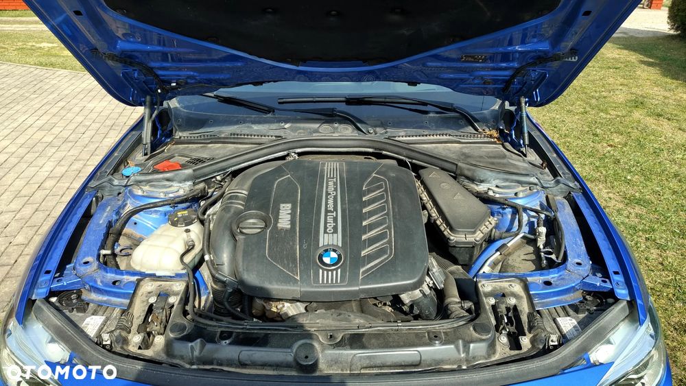BMW Seria 3 335d xDrive M Sport Shadow - 40