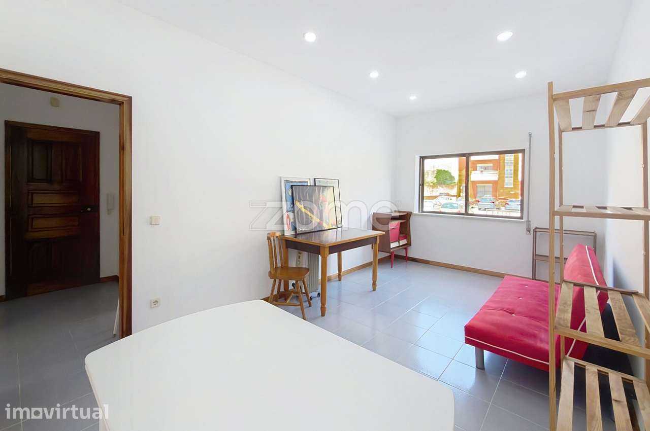 Apartamento T2 para Arrendamento | Rua Paulo Quintela – Coimbra - Grande imagem: 2/25