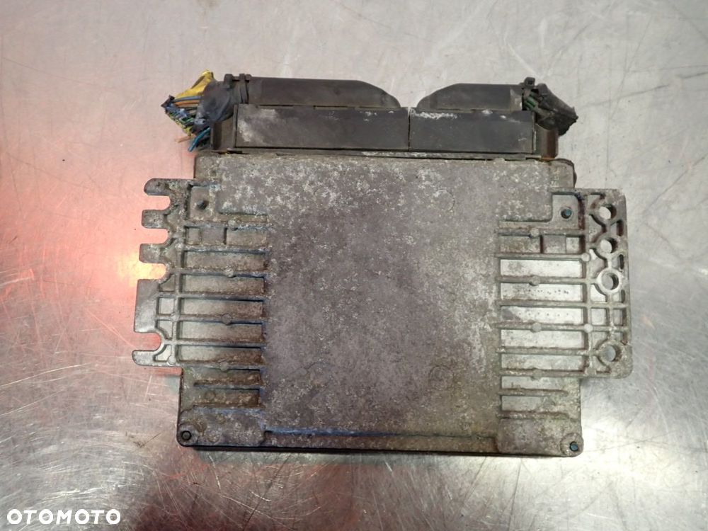 KOMPUTER SILNIKA NISSAN MICRA K12 C+C  MEC37-390 E2 6508 - 2