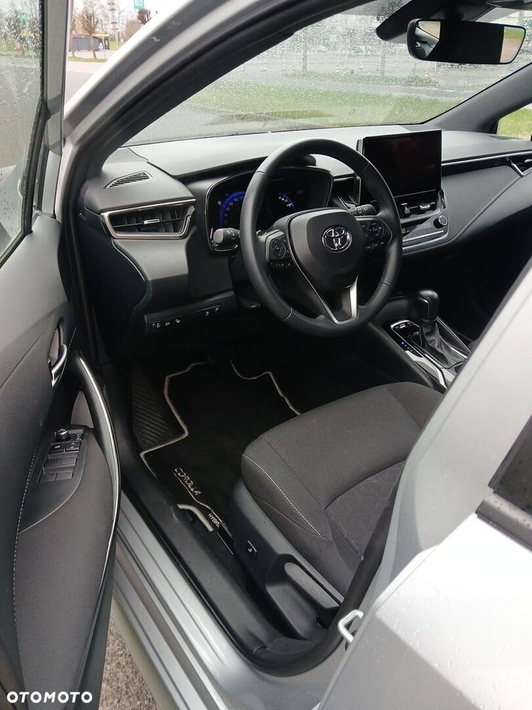 Toyota Corolla 2.0 Hybrid Comfort - 18