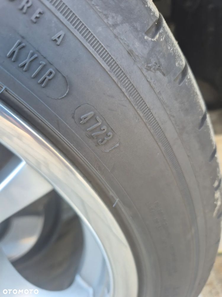 BMW Seria 3 320i - 23