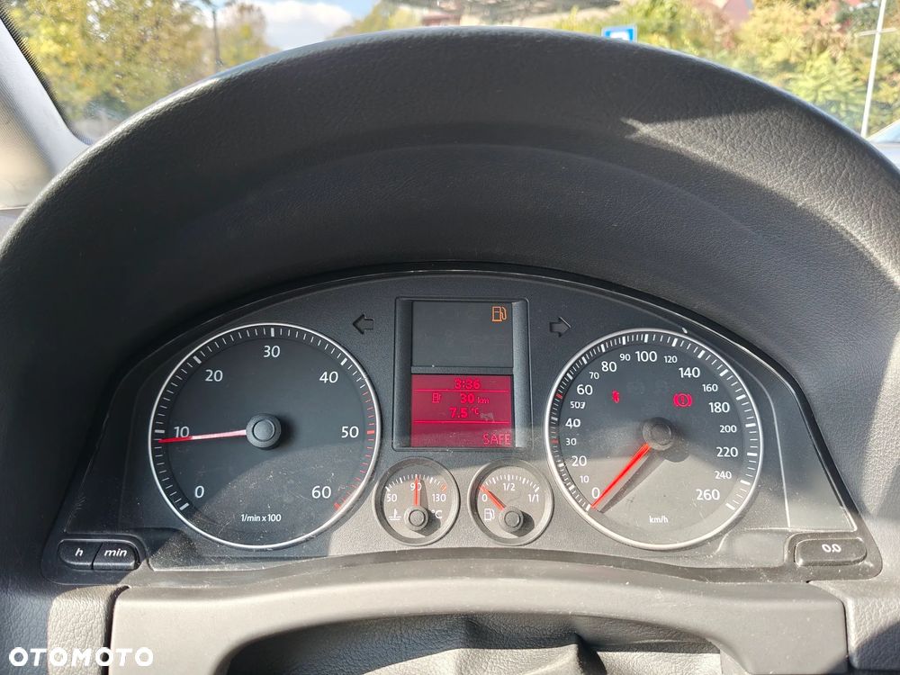 Volkswagen Golf Plus 1.9 TDI Comfortline - 23