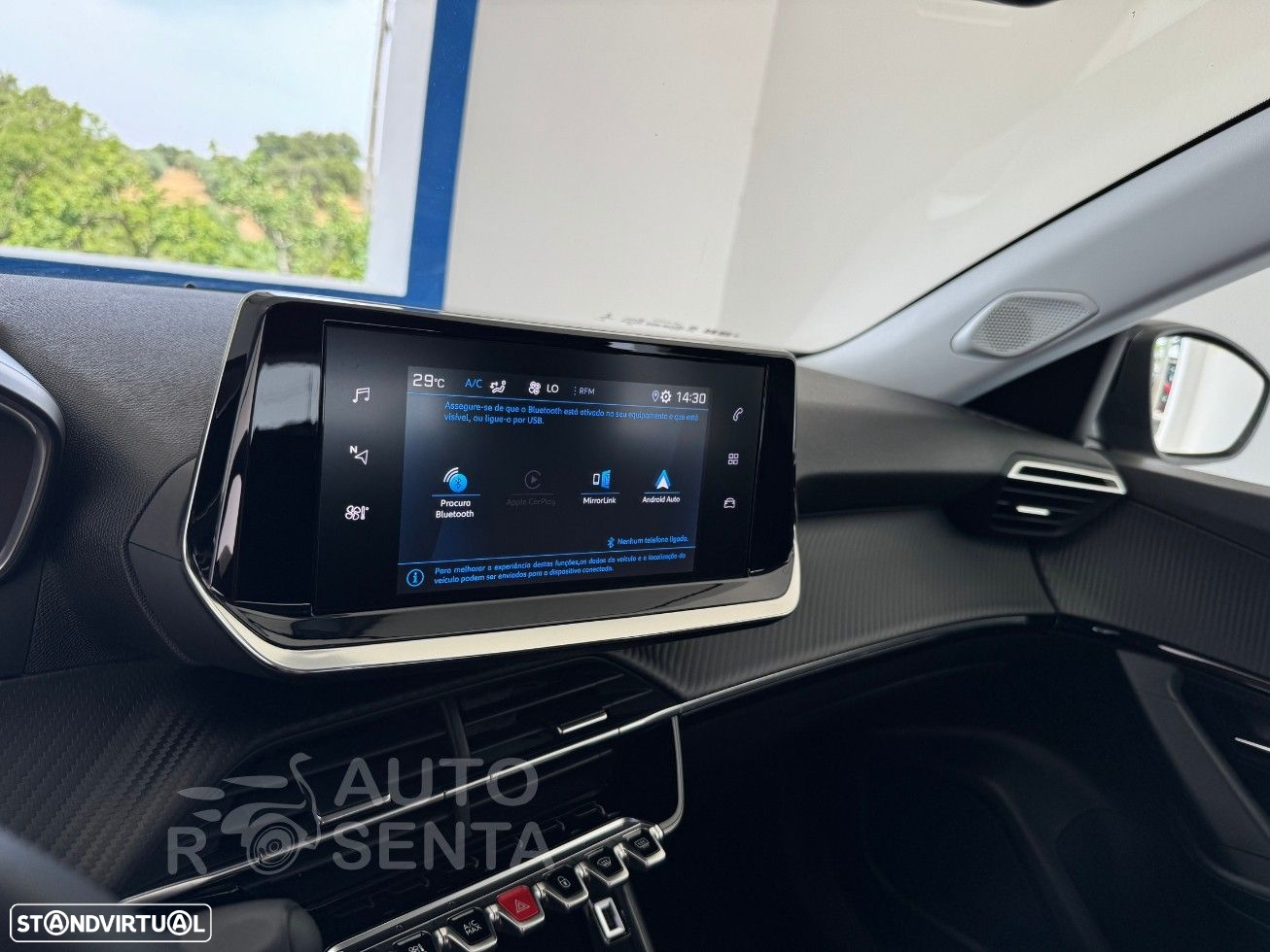 Peugeot 2008 1.2 PureTech Allure Pack - 20