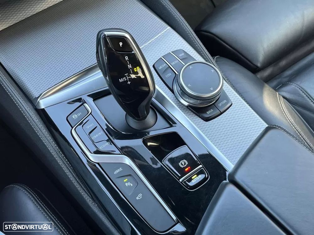 BMW 530 e iPerformance Pack M - 13