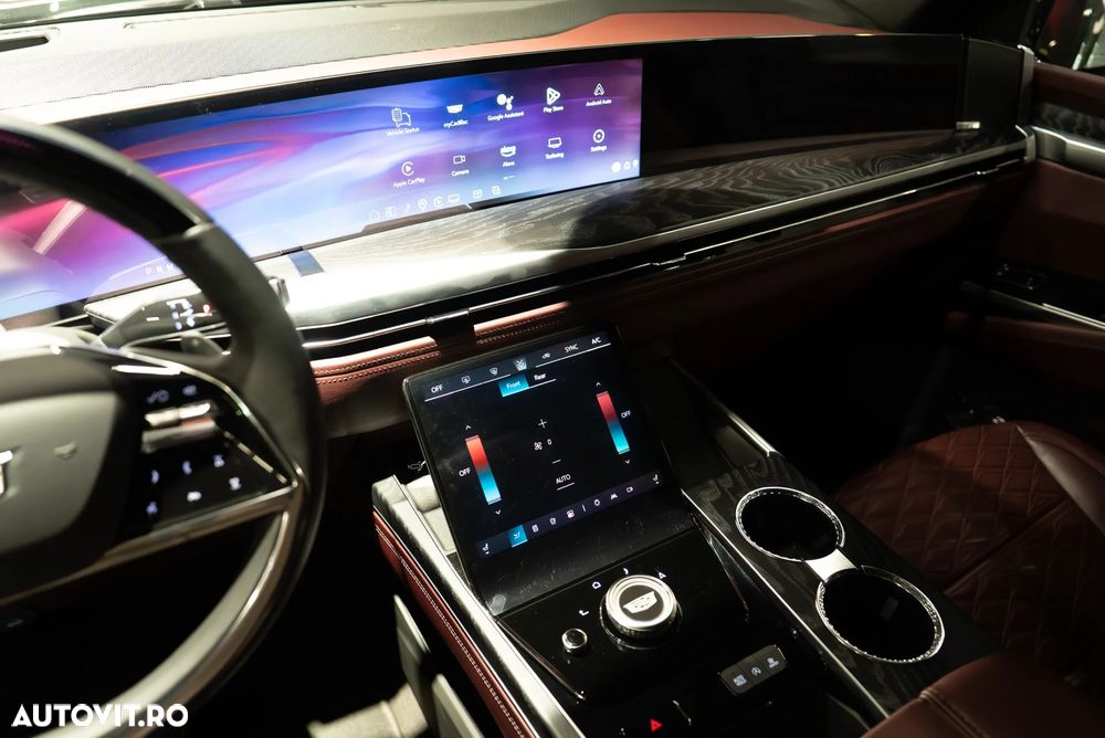 Cadillac Escalade - 7