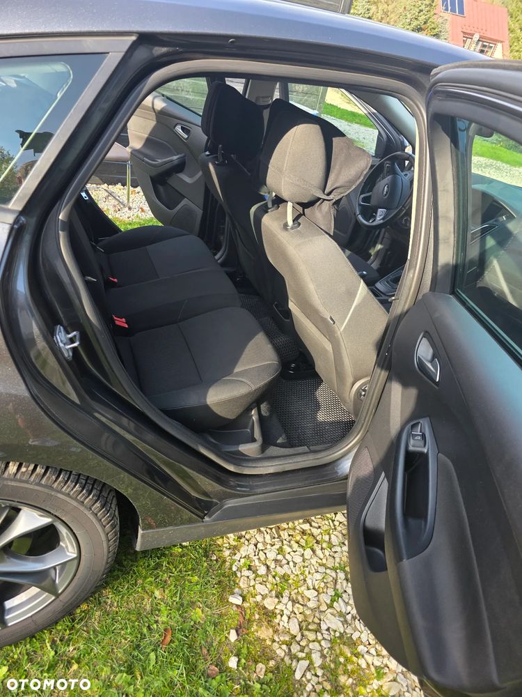 Ford Focus - 8