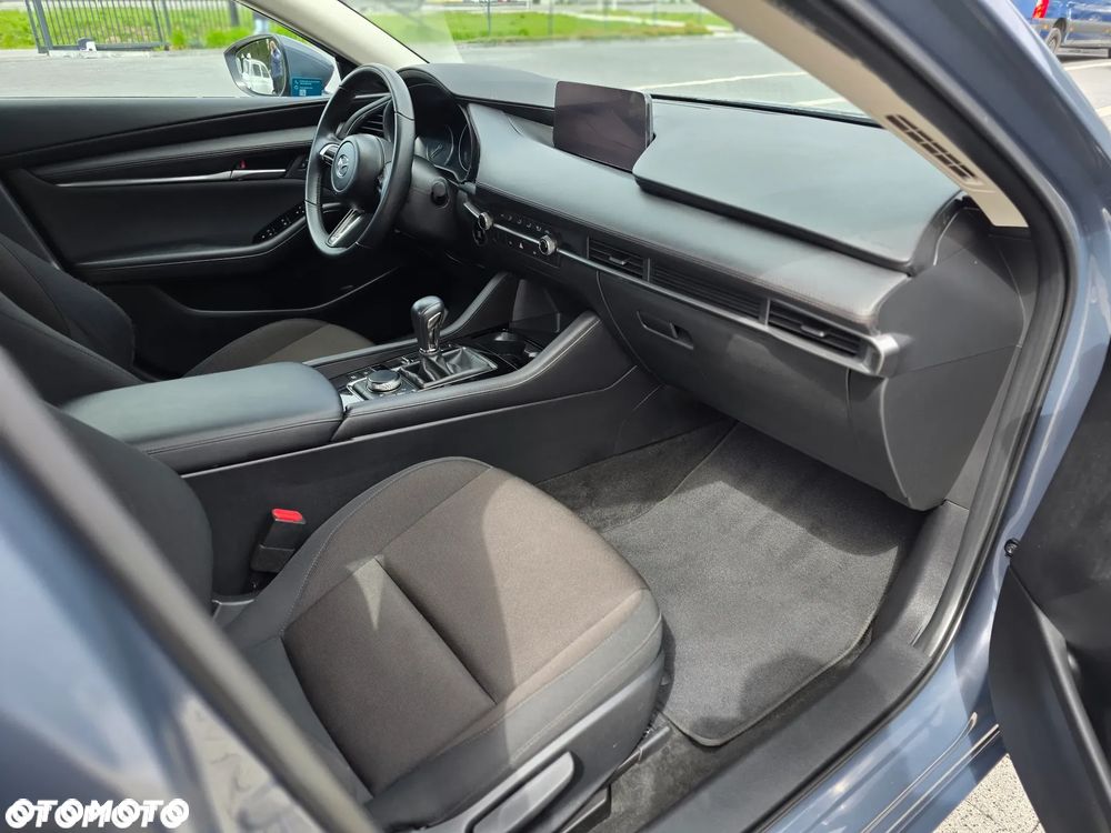 Mazda 3 2.0 mHEV Hikari - 12
