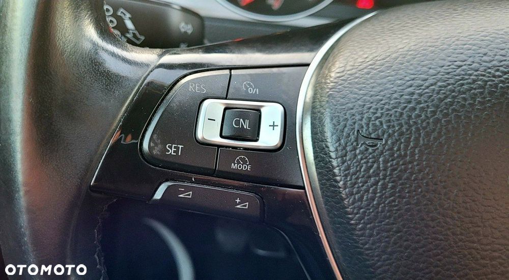 Volkswagen Golf 1.6 TDI BlueMotion Technology Lounge - 13