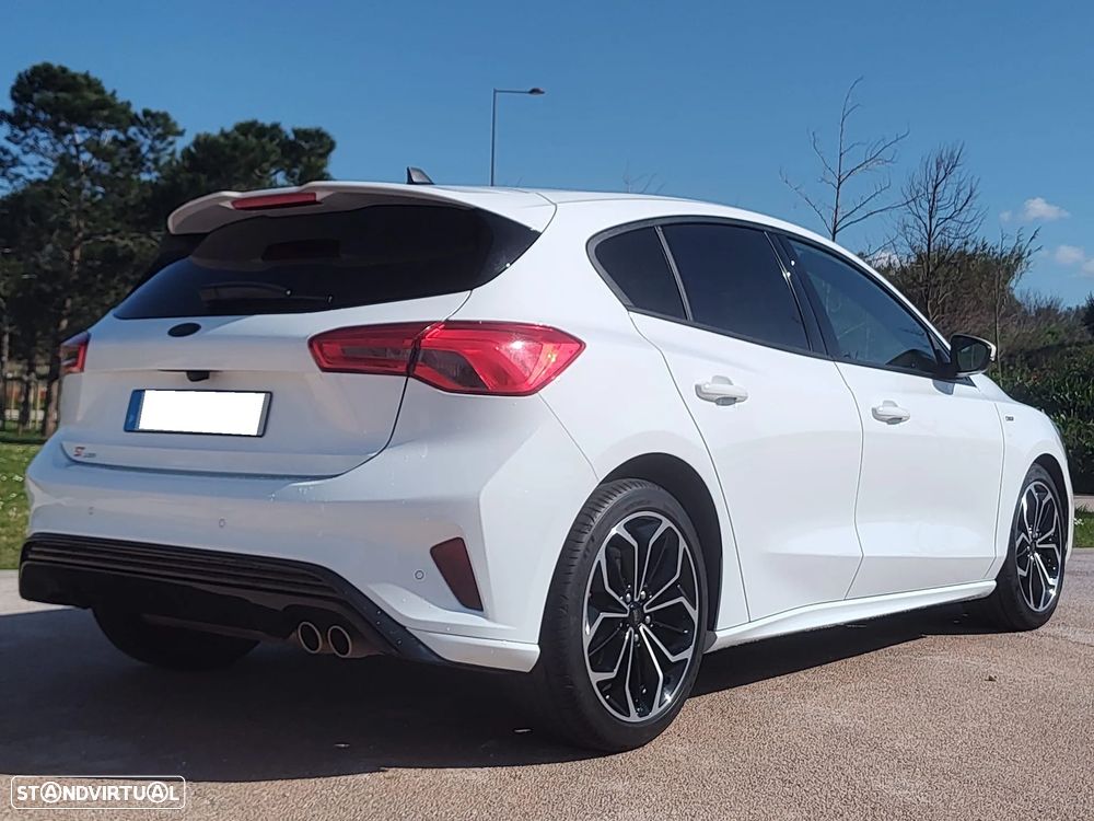 Ford Focus 1.0 EcoBoost S&S ST-LINE X - 5