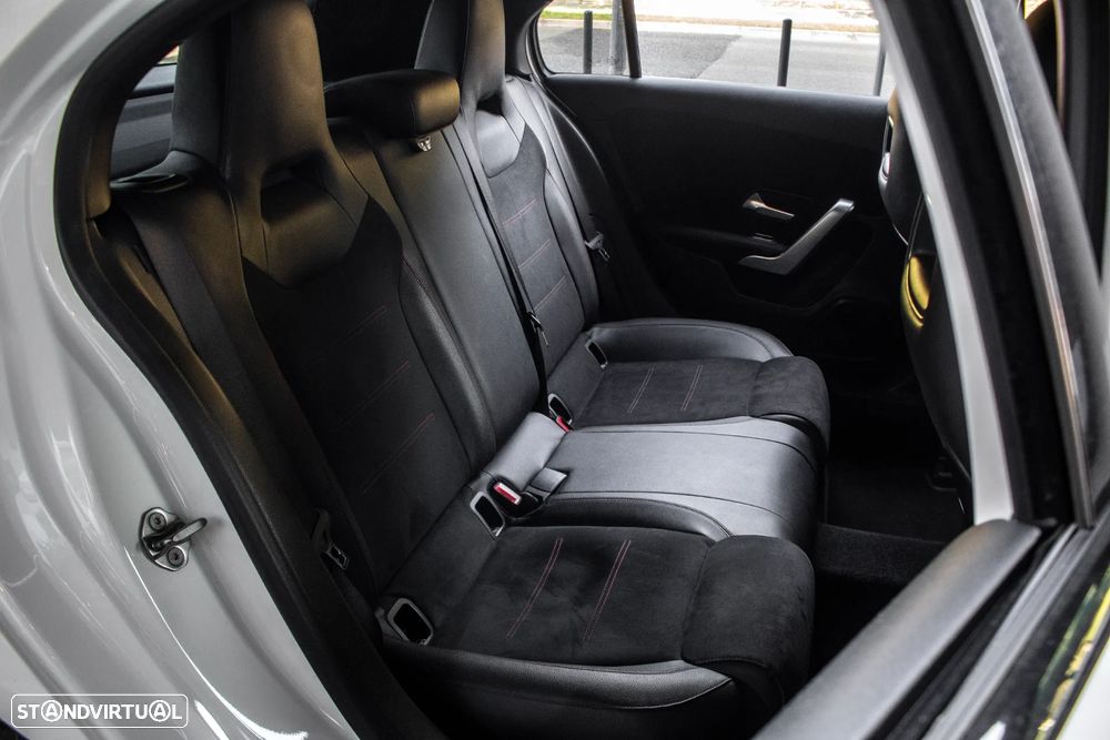 Mercedes-Benz A 180 d AMG Line Aut. - 32