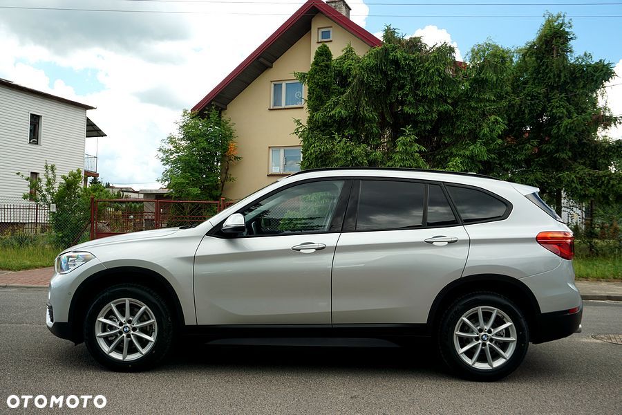 BMW X1 sDrive18d xLine sport - 13