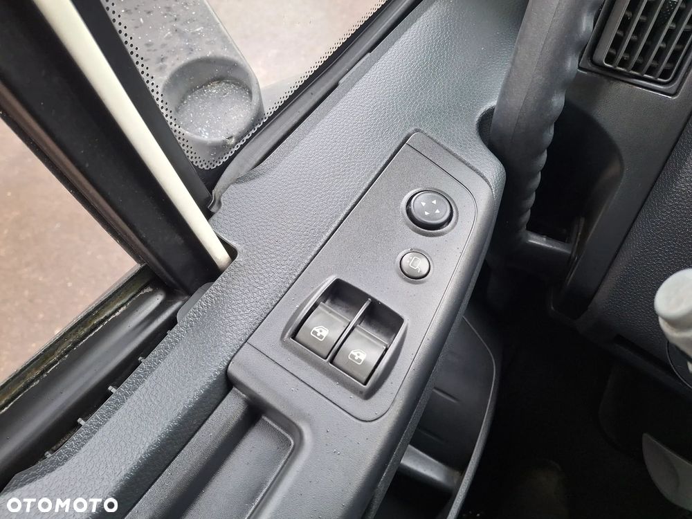 Iveco Eurocargo 190EL28 Śmieciarka FAUN VR3 LEV Euro 6 2 Osie Zawieszenie Na Poduszkach Centralny Zamek Klimatyzacja Zwinna Niski Przebieg - 33