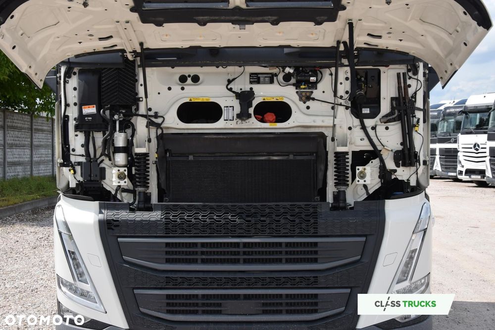 Volvo FH 460 Globetrotter XL i-Save - 11
