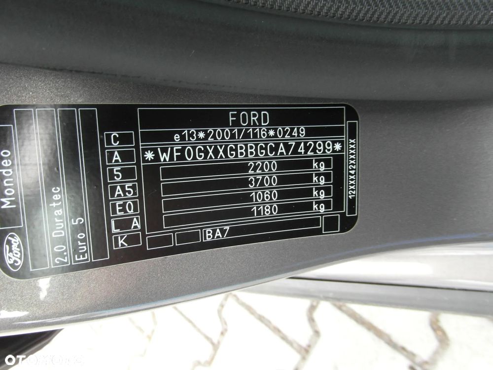 Ford Mondeo 2.0 Trend - 33