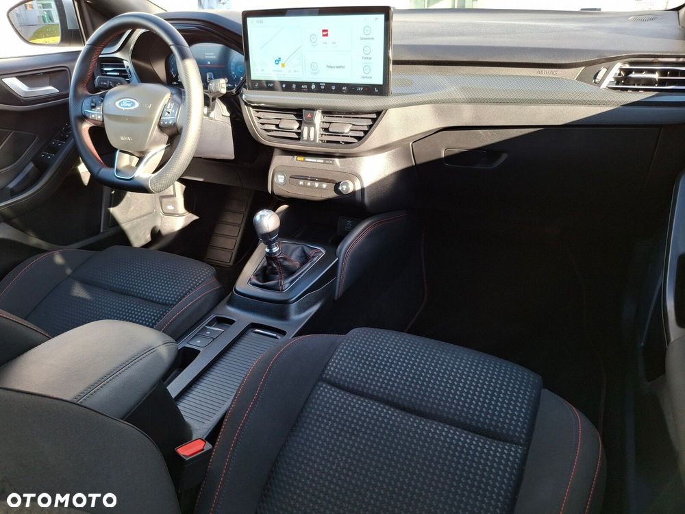 Ford Focus 1.0 EcoBoost mHEV ST-Line X - 19