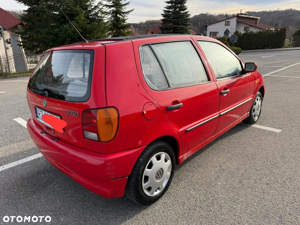Volkswagen Polo - 4