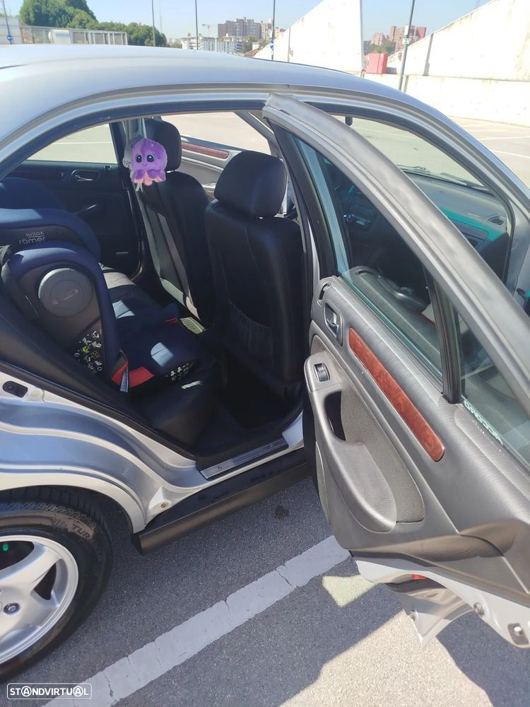Honda Accord 2.0 ES - 15