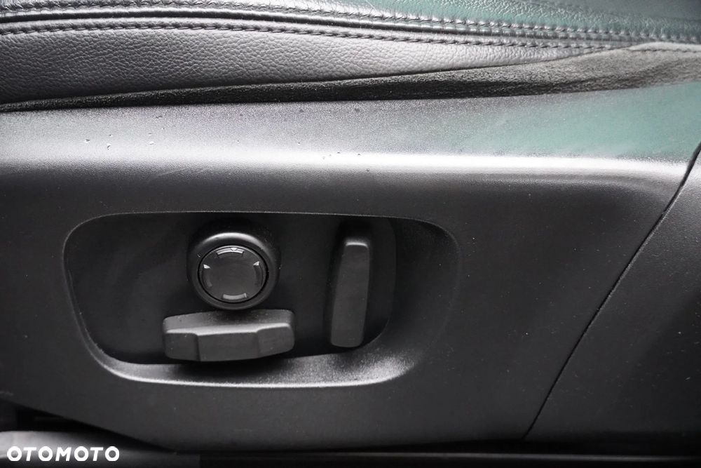 Land Rover Range Rover Evoque D180 R-Dynamic SE - 17