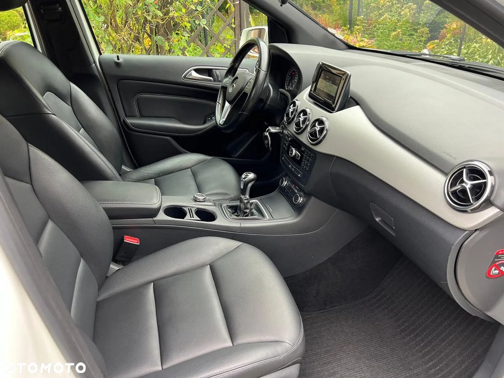 Mercedes-Benz Klasa B 180 CDI BlueEFFICIENCY Edition Style - 19