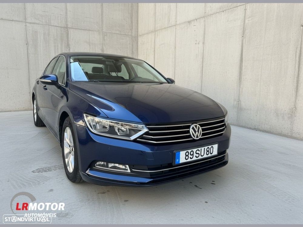 VW Passat 1.6 TDI Highline DSG - 2