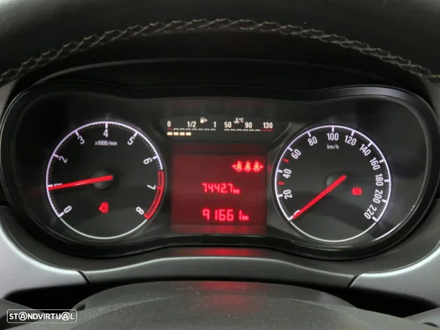 Opel Corsa 1.2 120 Anos - 14