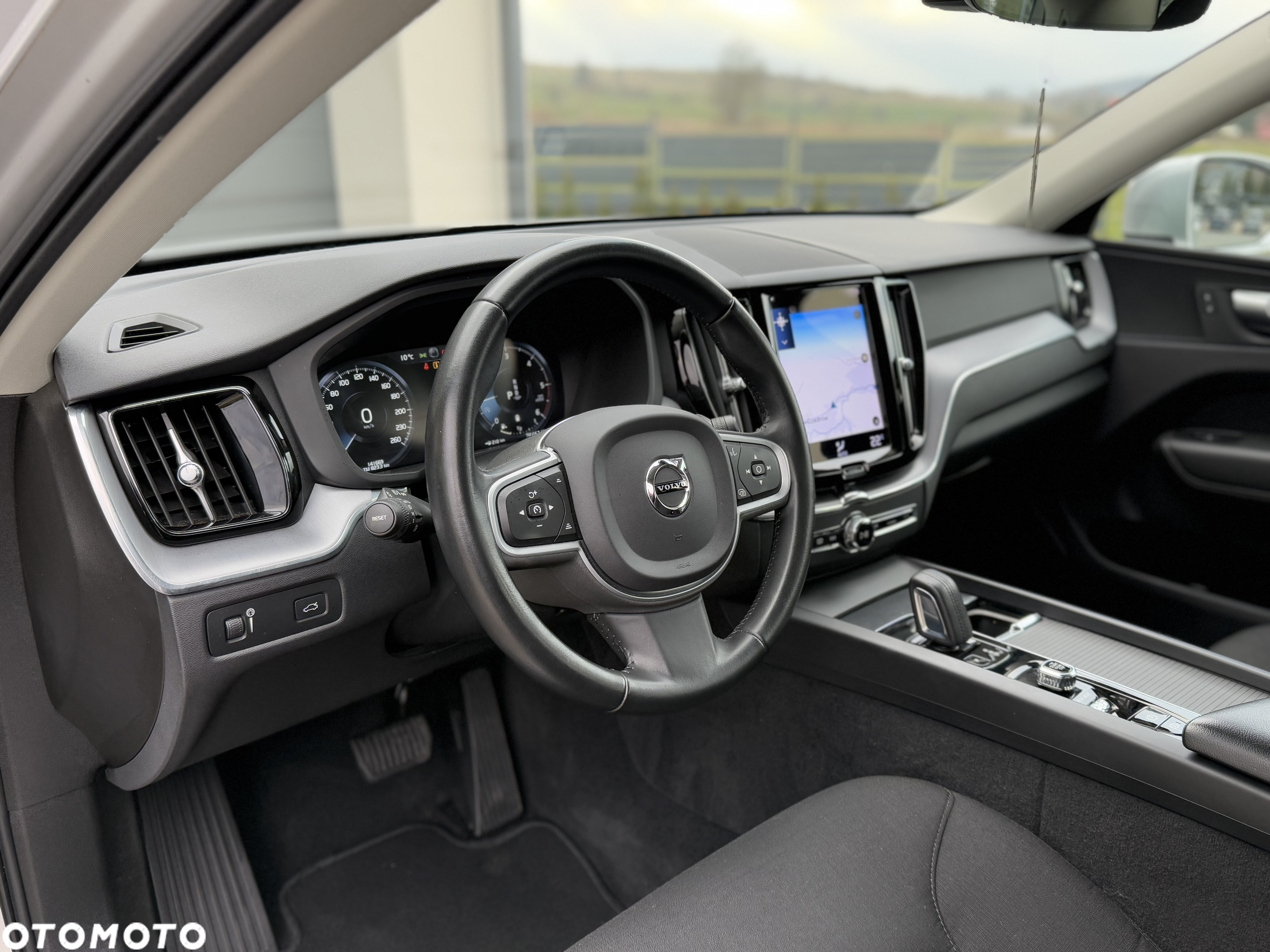 Volvo XC 60 B4 D Geartronic Momentum Pro - 14