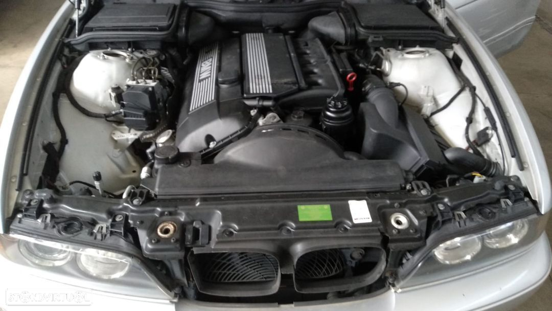 Charrio traseiro BMW  E39 Touring 520i 170cv de 2003 - 7