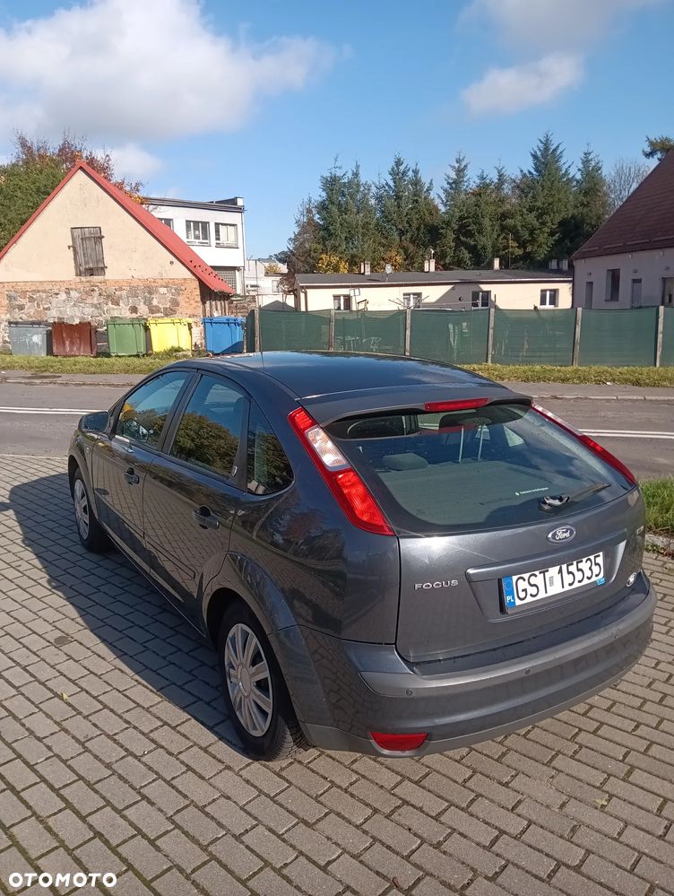 Ford Focus - 8