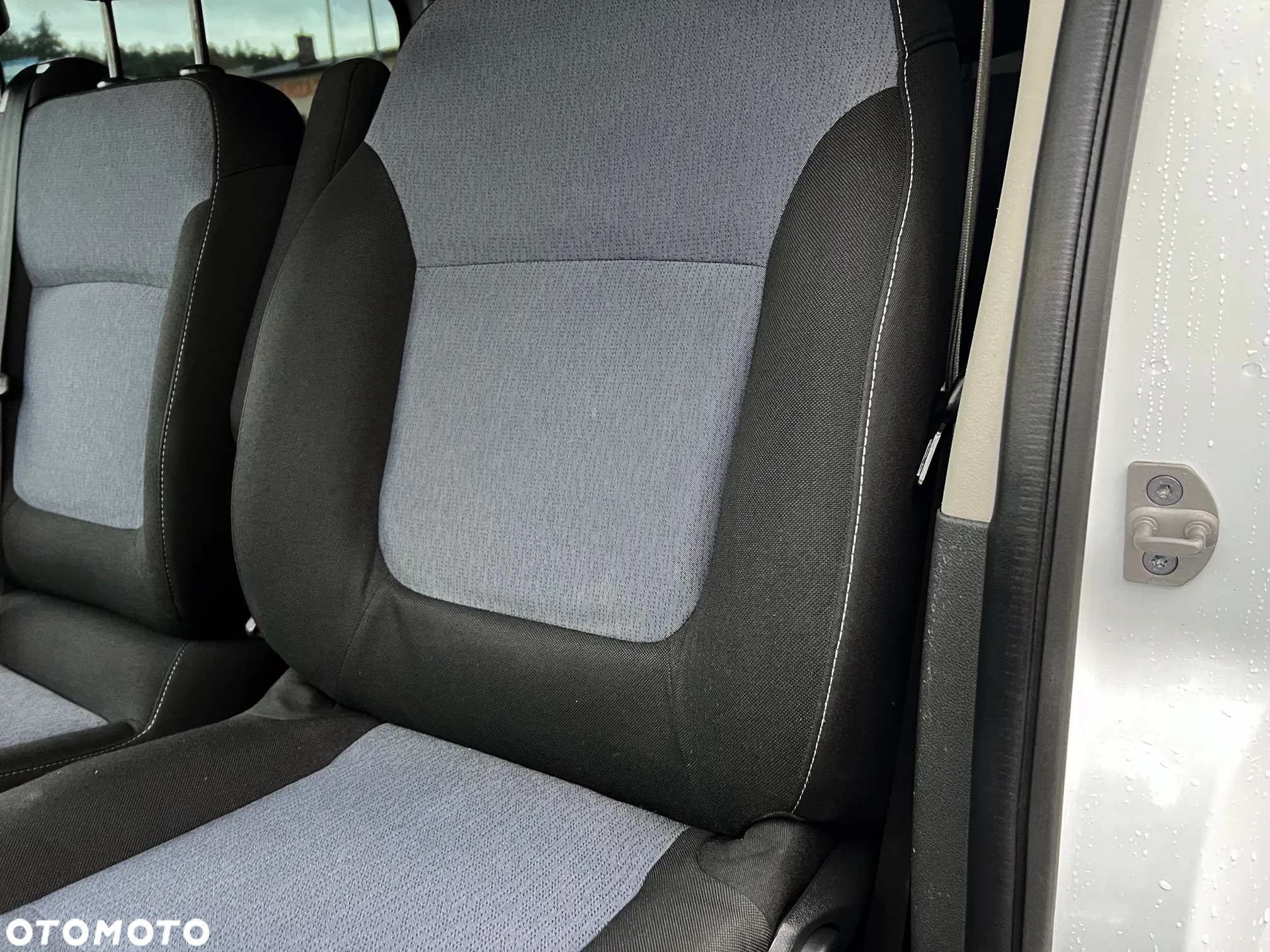 Opel Vivaro Long Doka Brygadówka 6-miejsc Salon PL - 9