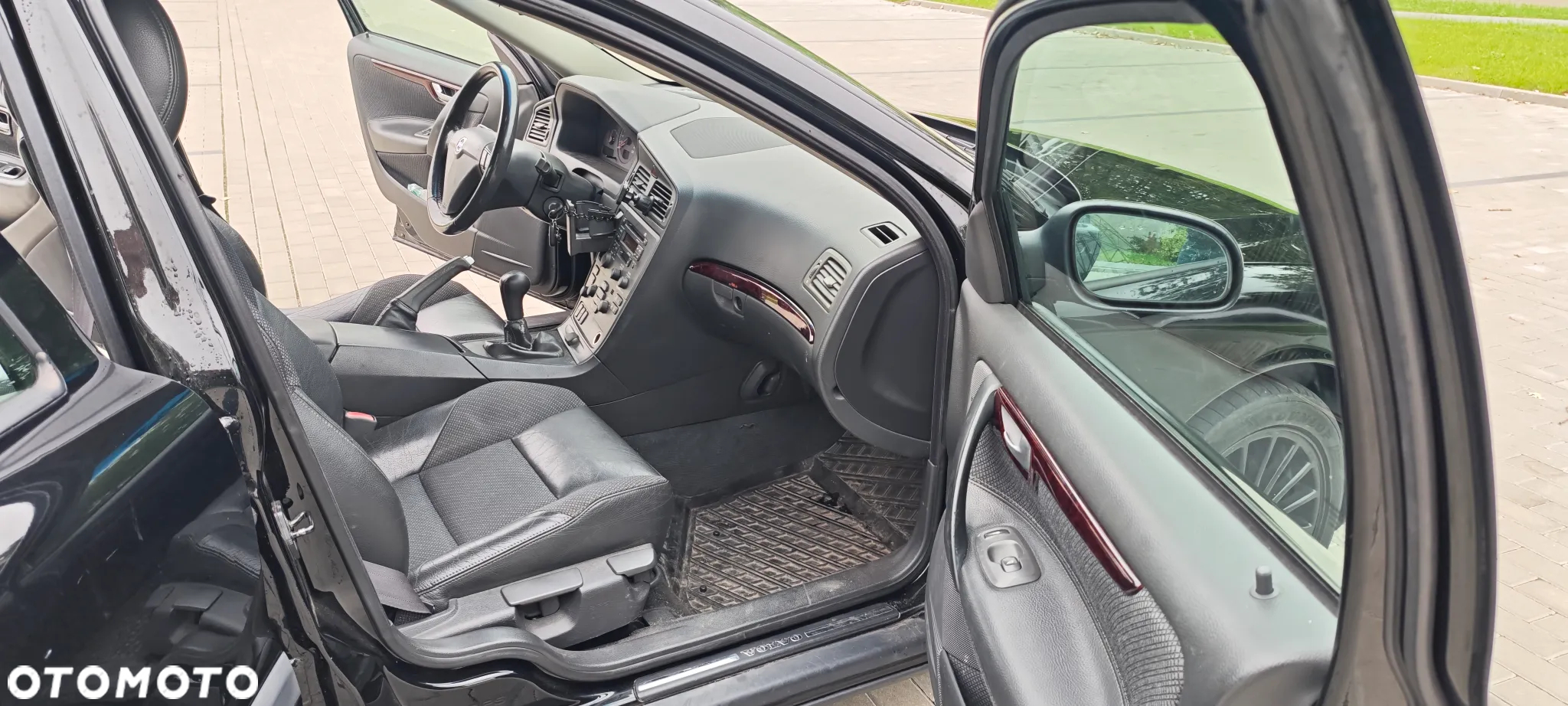 Volvo S60 2.4 - 21
