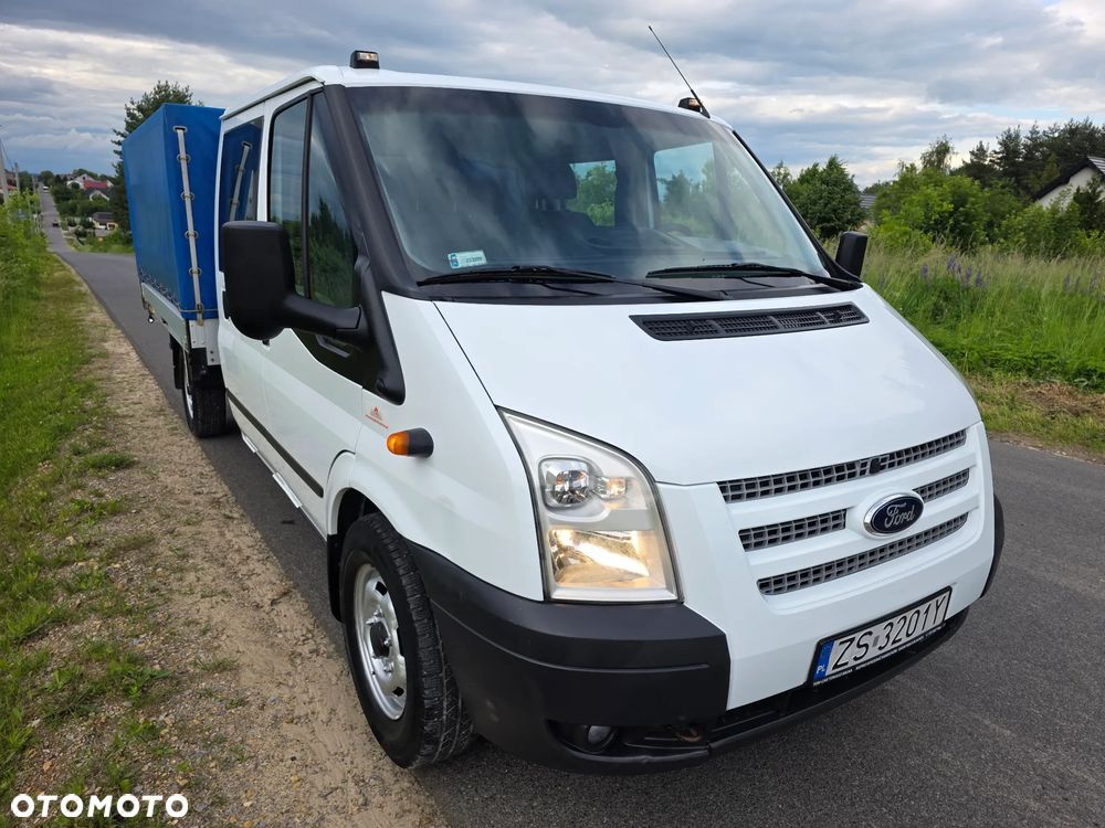 Ford Transit 2.2 TDCI 6 osobowy - 33