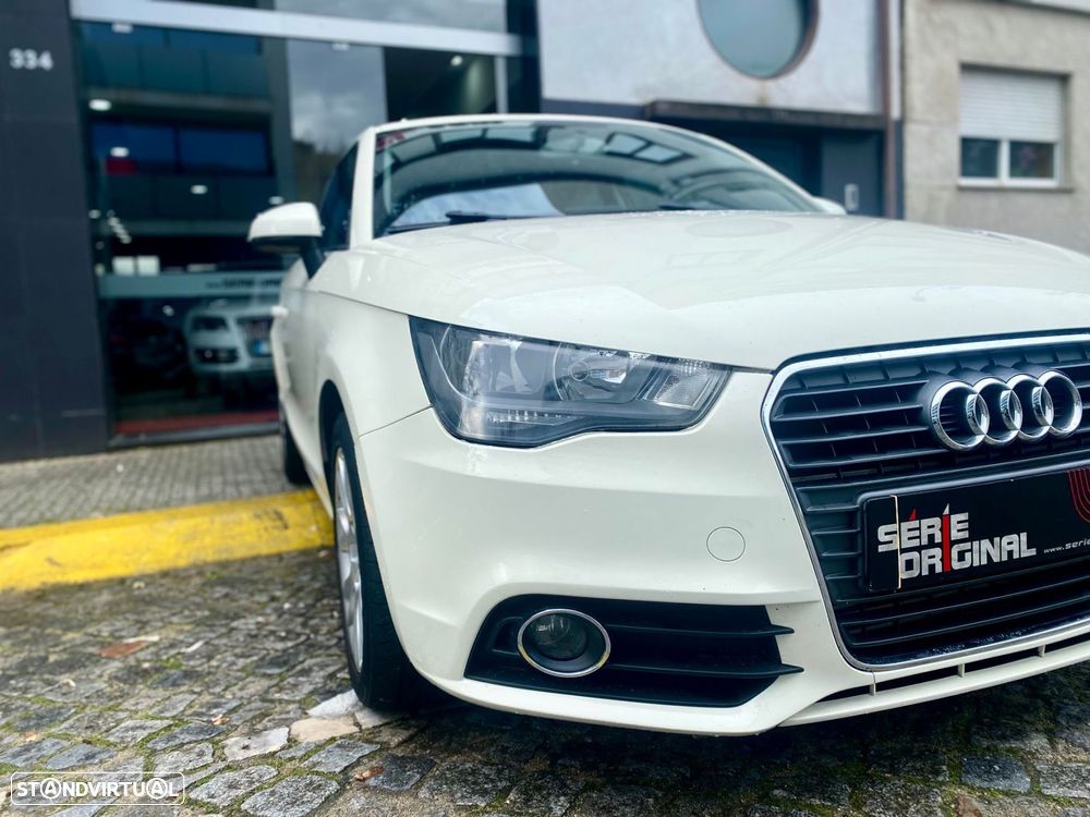 Audi A1 1.6 TDI Advance S-Tronic - 4