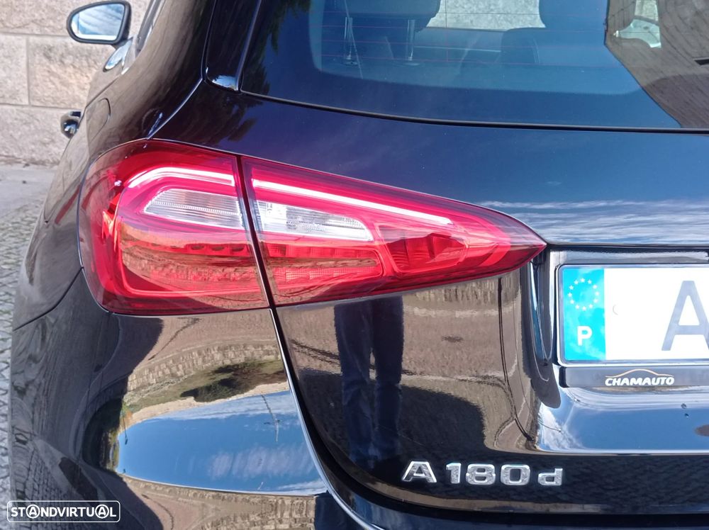 Mercedes-Benz A 180 d Business Solutions - 8