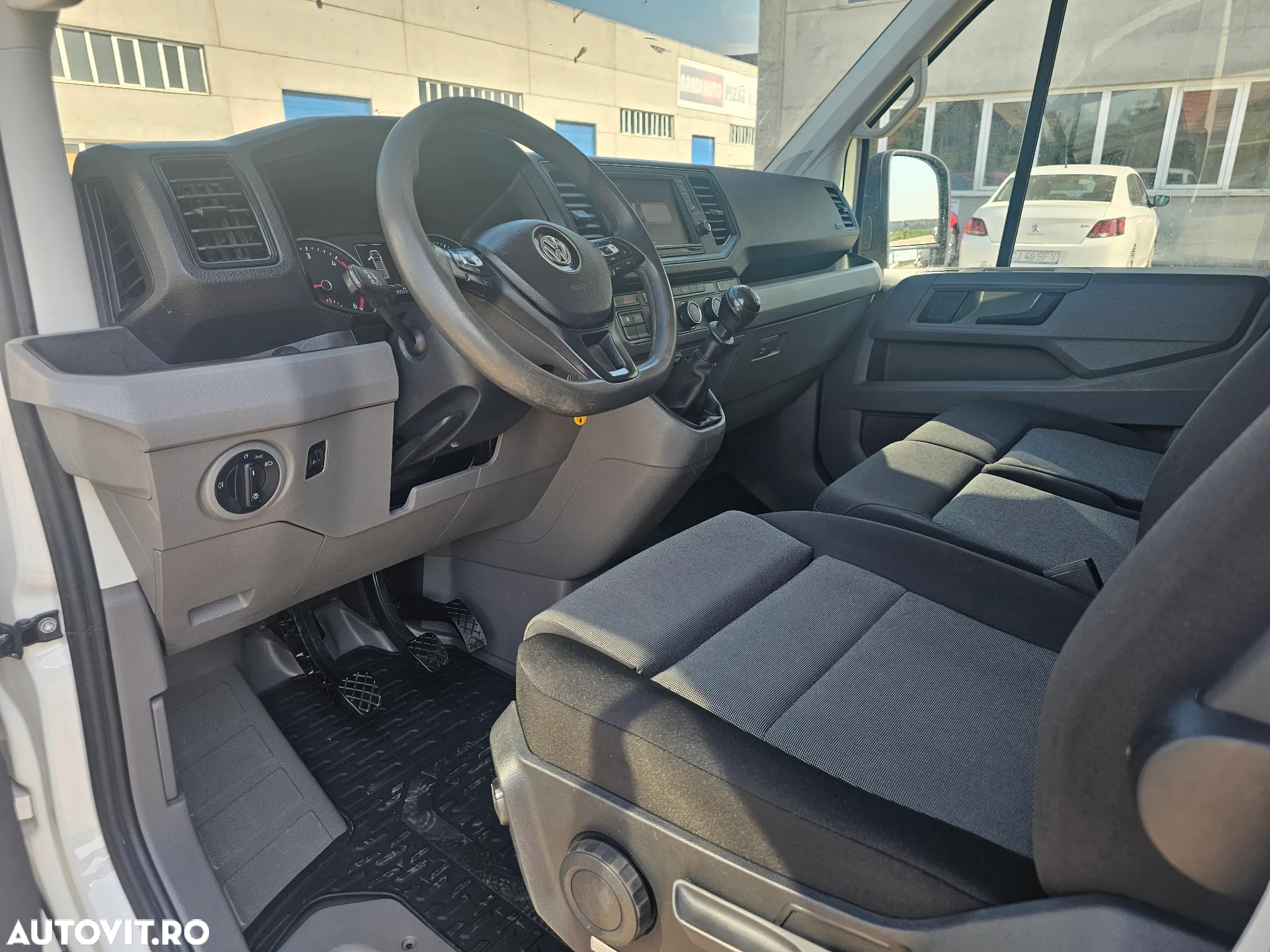 Volkswagen CRAFTER L4H3 2.0 tdi 140cp - 11