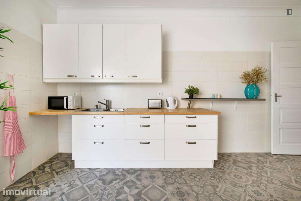 Quarto - localizado em Alvalade Lisbon - Grande imagem: 4/11