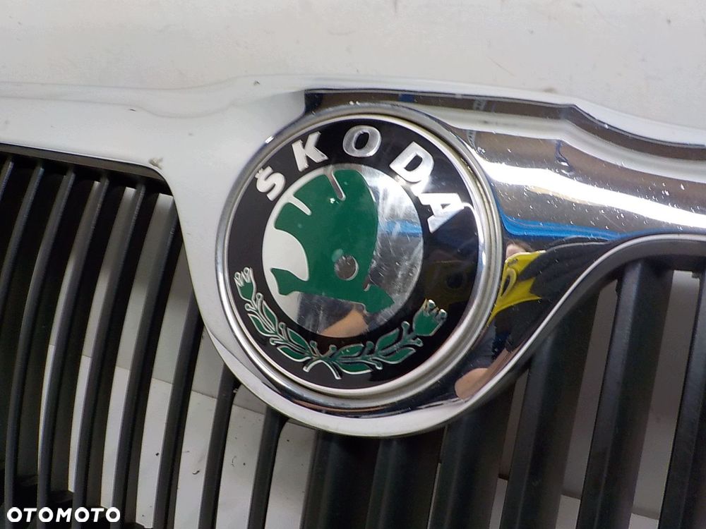 SKODA OCTAVIA II 2 GRILL ATRAPA CHŁODNICY - 9