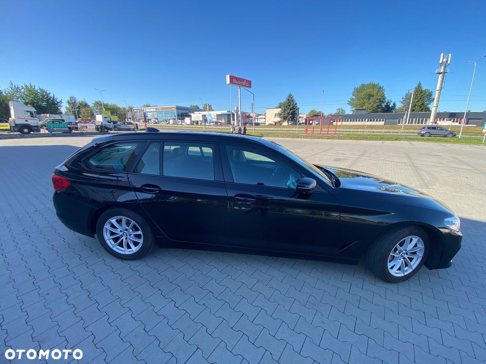 BMW Seria 5 530d Touring - 4