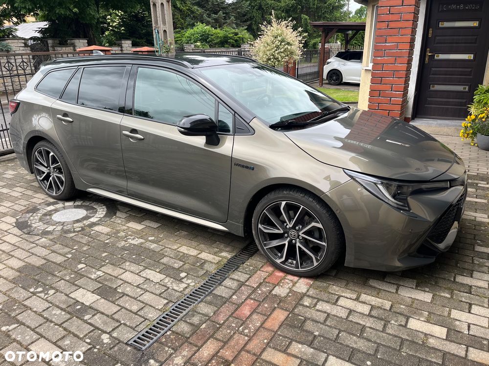 Toyota Corolla - 1