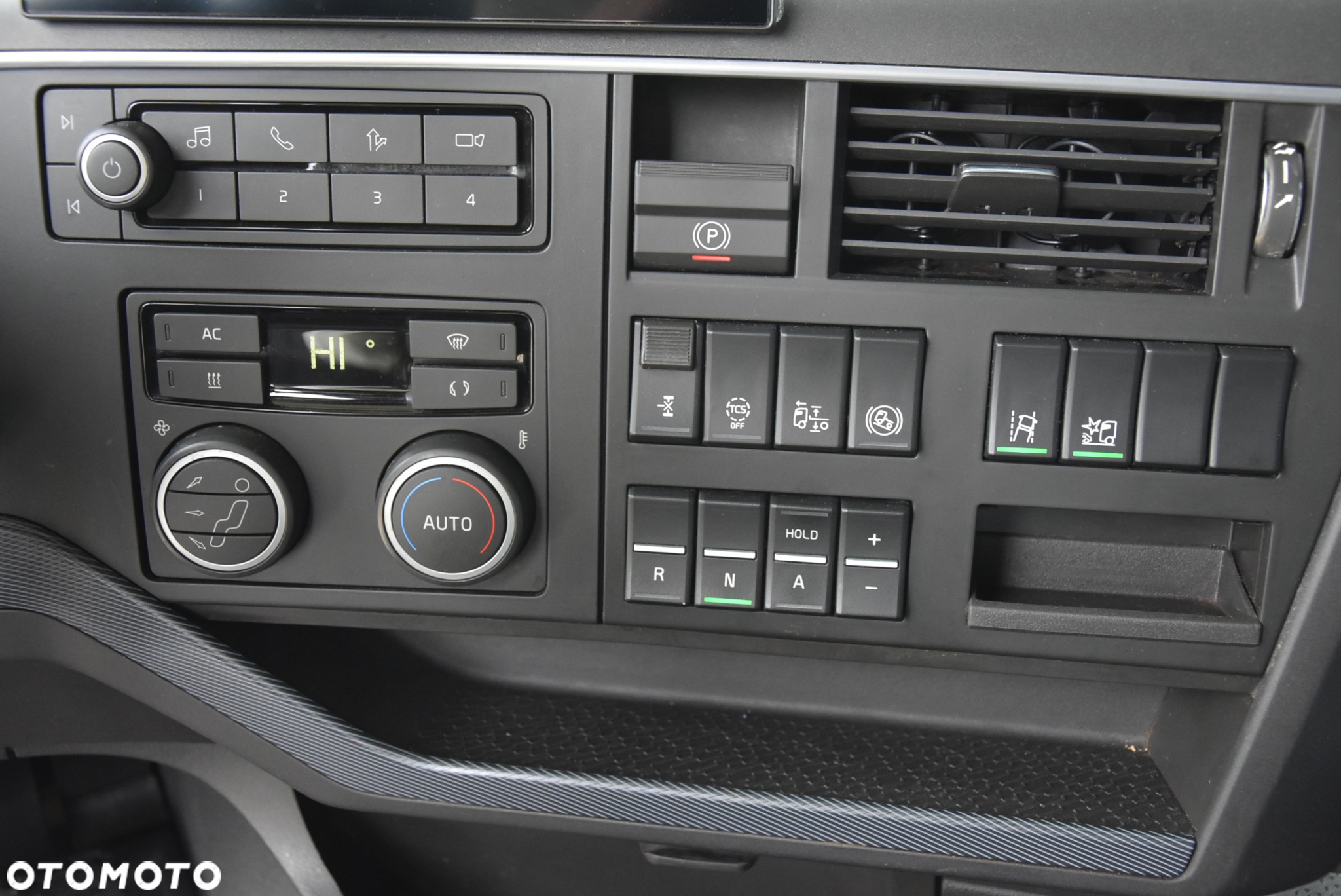 Volvo FH5 500 I-SAVE * XL * BOGATA OPCJA * FULL LED * NAVI  * SERWIS ASO VOLVO * STAN JAK FABRYCZNIE NOWE ! ! ! - 33
