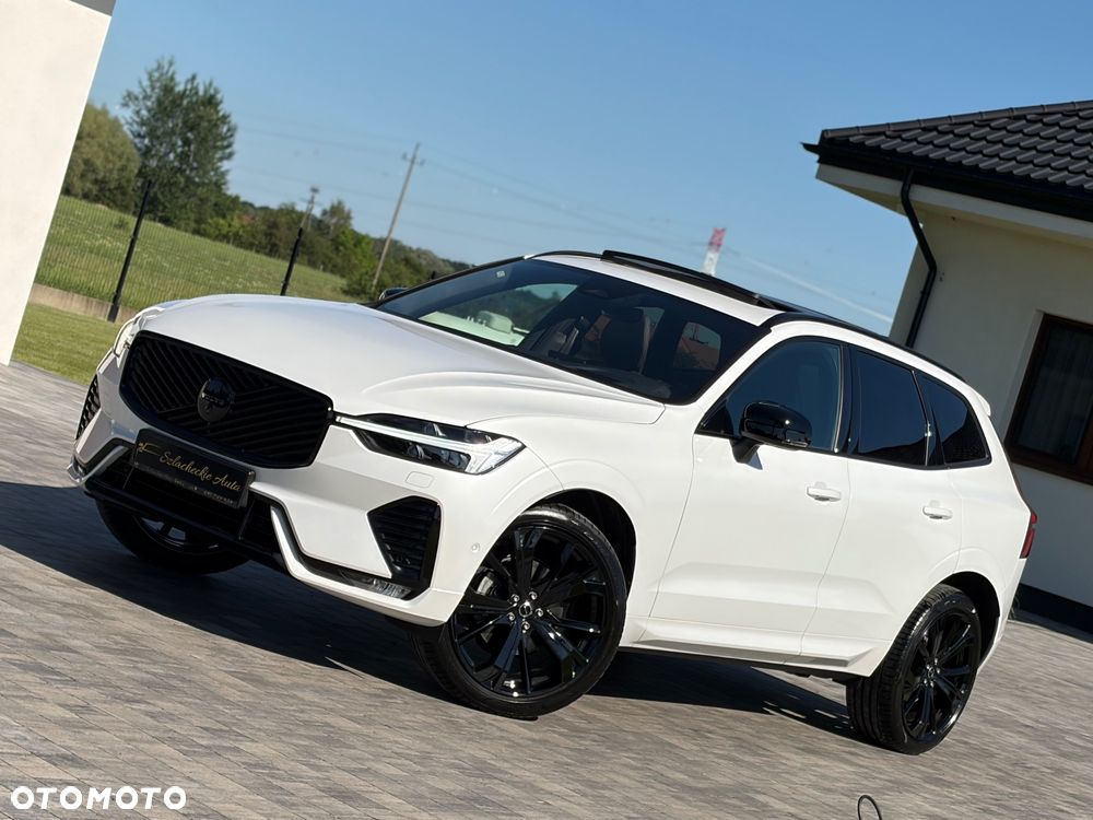 Volvo XC 60 B5 B AWD Plus Black Edition - 23
