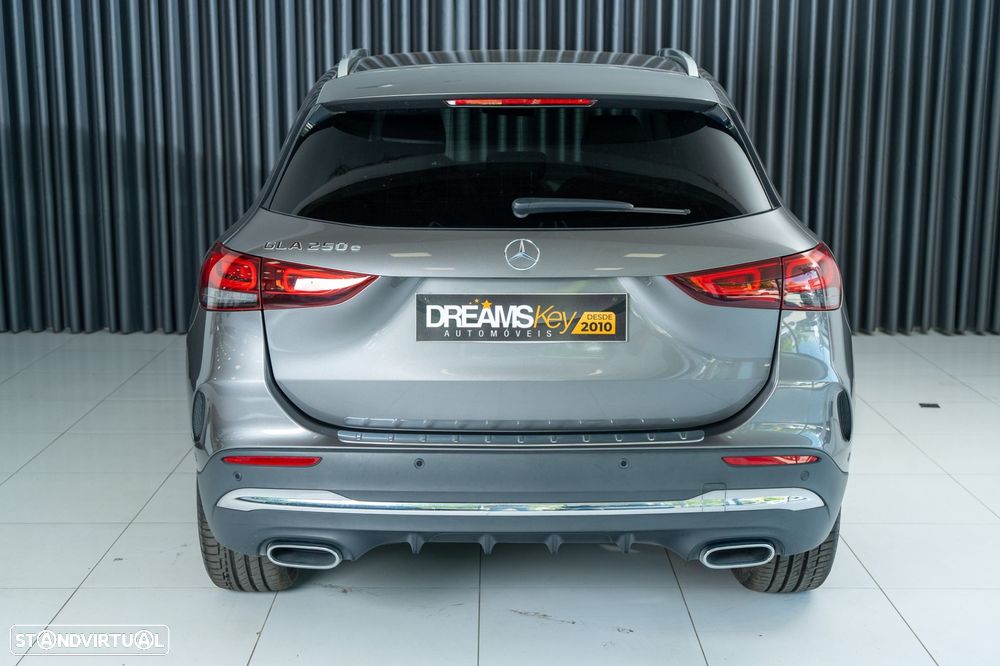 Mercedes-Benz GLA 250 e 8G-DCT AMG Line - 3