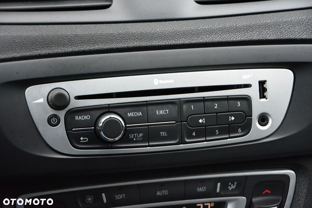 Renault Scenic - 9