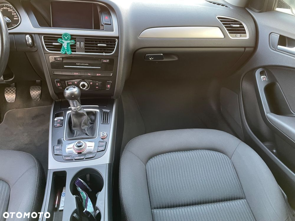 Audi A4 2.0 TDI - 9