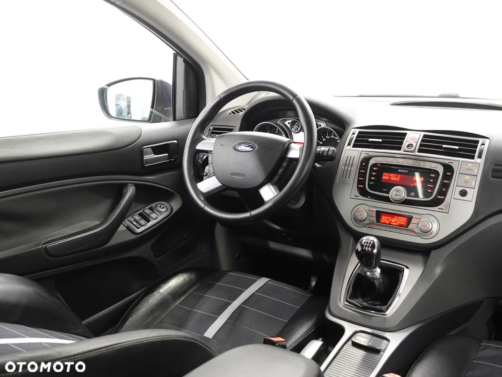 Ford Kuga - 31