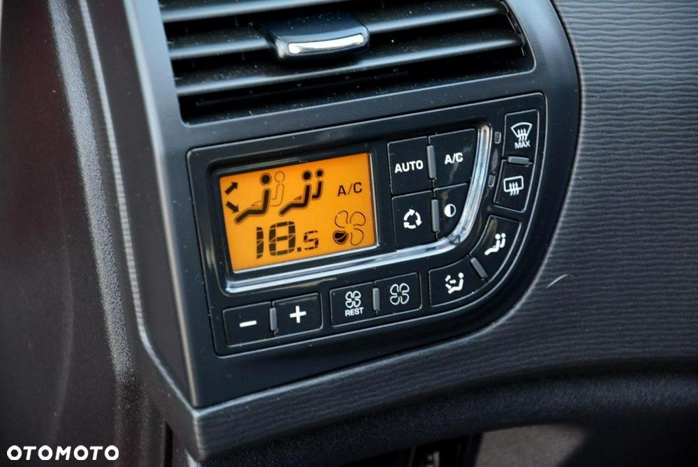 Citroën C4 Grand Picasso 1.6 HDi My Way MCP - 32