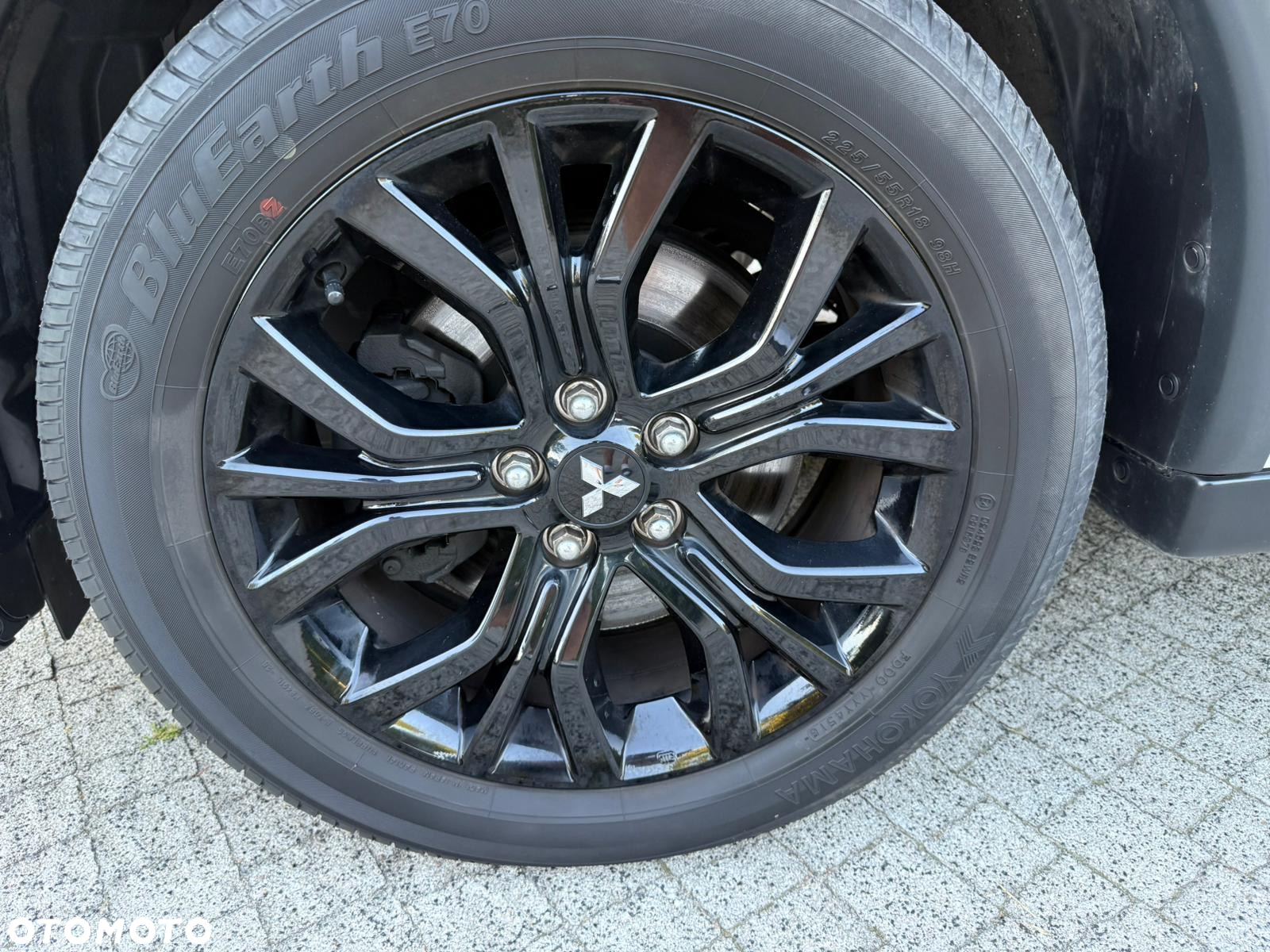 Mitsubishi Outlander 2.0 Instyle Navi 4WD CVT - 30