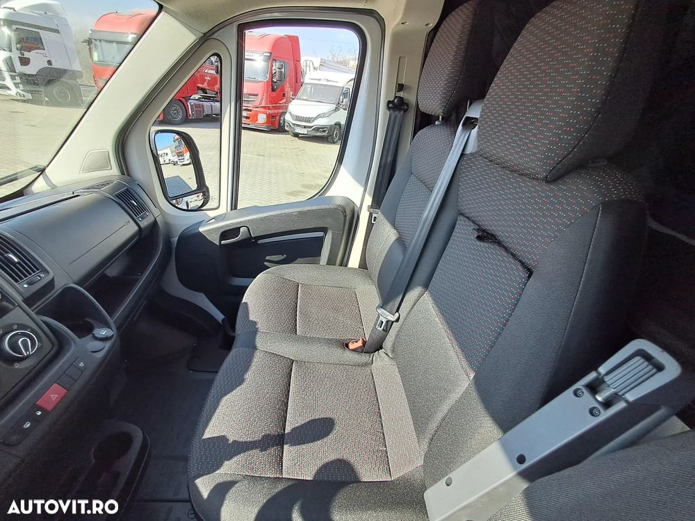 Opel MOVANO FURGON 2.2D 165CP MANUAL EURO 6 - 25