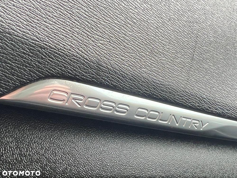Volvo V40 Cross Country - 31