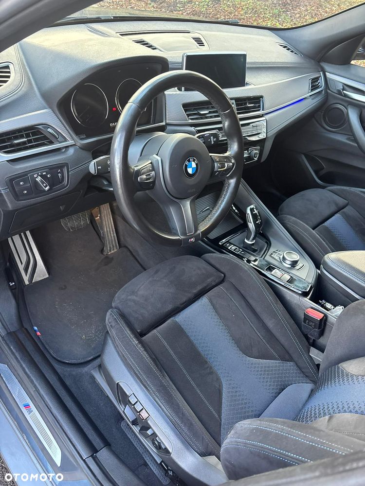 BMW X2 sDrive18d Edition M Mesh - 9