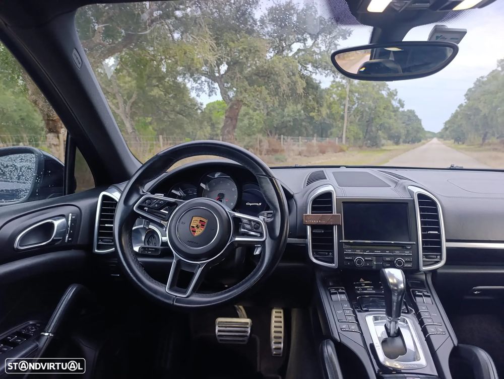 Porsche Cayenne S Hybrid - 7